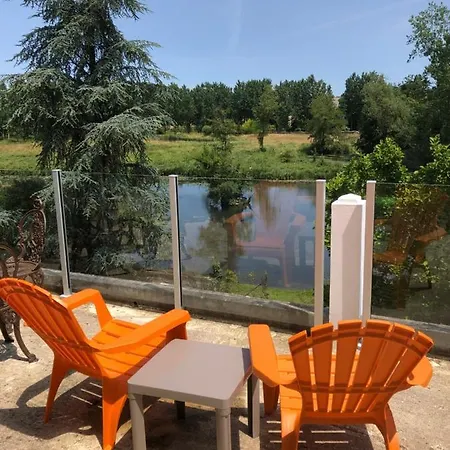 Maison de la Rivière Gite Chambre d hote Couette-café